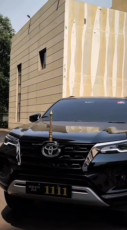 Premium Car Bonnet Flag with Metal Pole – Stylish Decorative Flag for Cars & SUVs
